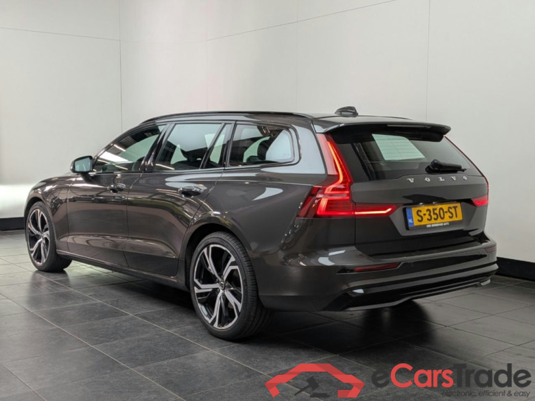 VOLVO V60 2.0 B4 Plus Dark #4
