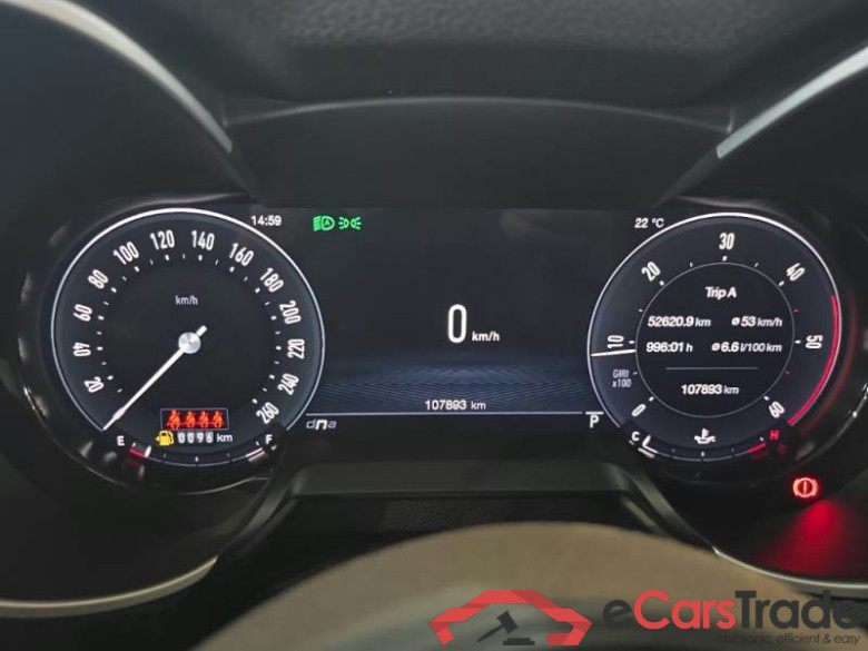 ALFA ROMEO STELVIO / 2017 / 5P / SUV 2.2 TD 160 CV SUPER AT8 RWD #4