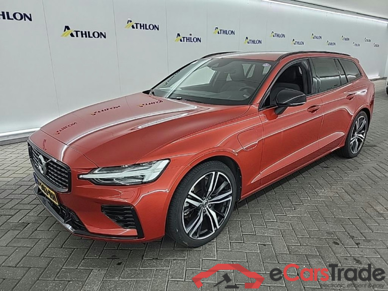 VOLVO V60 Recharge T6 AWD Automaat R-Design 5D 251kW #1