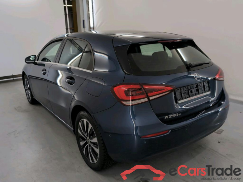 MERCEDES-BENZ A-CLASS 1.3 A 250 E DCT BUSINESS SOLUTION #3