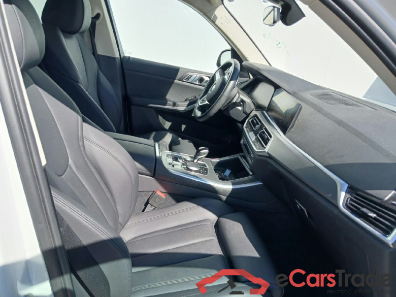 BMW X5 xDrive45e Steptronic Volante M de cuero/Acristalamiento de protec #6