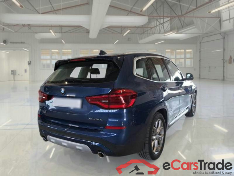 BMW X3 / 2017 / 5P / SUV XDRIVE 30E XLINE #2