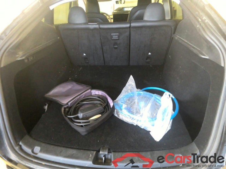 MODEL Y Long Range AWD 5d #5