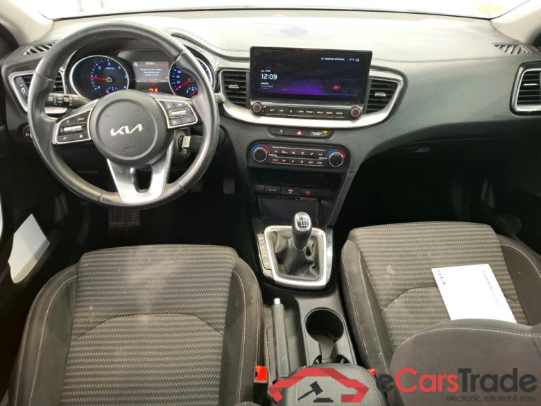 Ceed Sportswagon Active 1.6 CRDi 135CV BVM6 E6d #5
