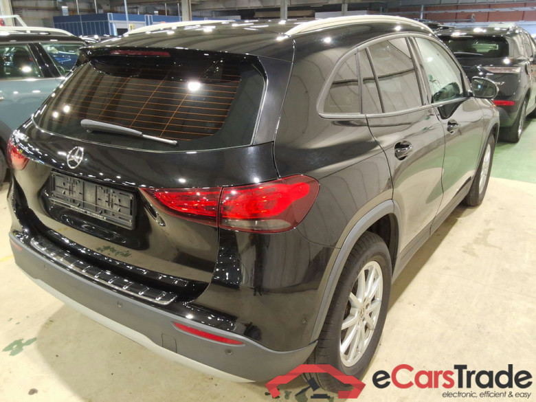MERCEDES-BENZ GLA 2.0 GLA 180 D DCT BUSINESS SOLUTION ESS #4