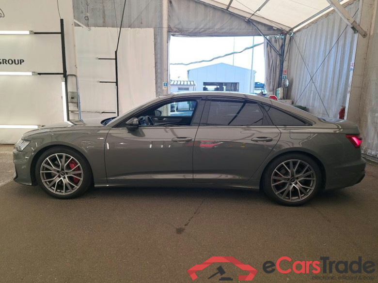 AUDI A6 / 2018 / 4P / Berline 55 TFSI e quattro S tronic 7 Compétition #4
