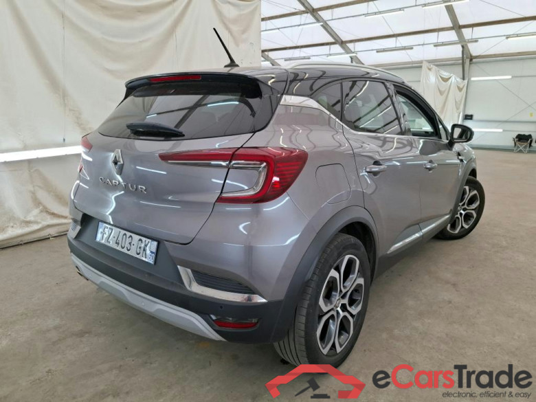 RENAULT Captur / 2019 / 5P / SUV Intens TCe 155 EDC FAP #3