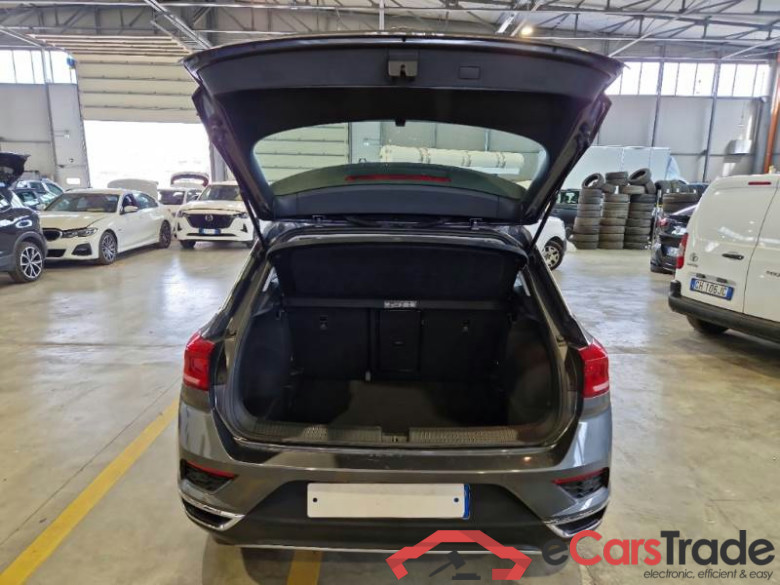 VOLKSWAGEN T-ROC / 2017 / 5P / SUV 1.5 TSI ACT BUSINESS DSG #5