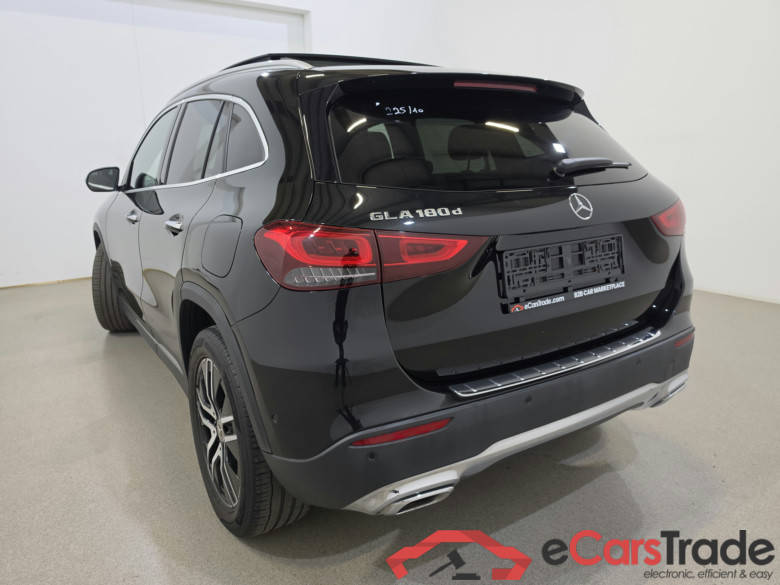 Mercedes GLA 180d Aut. Pano LED-Multibeam Widescreen Burmester Ambient Navi Sport-Leather KeylessGo Camera Klima PDC ... #6