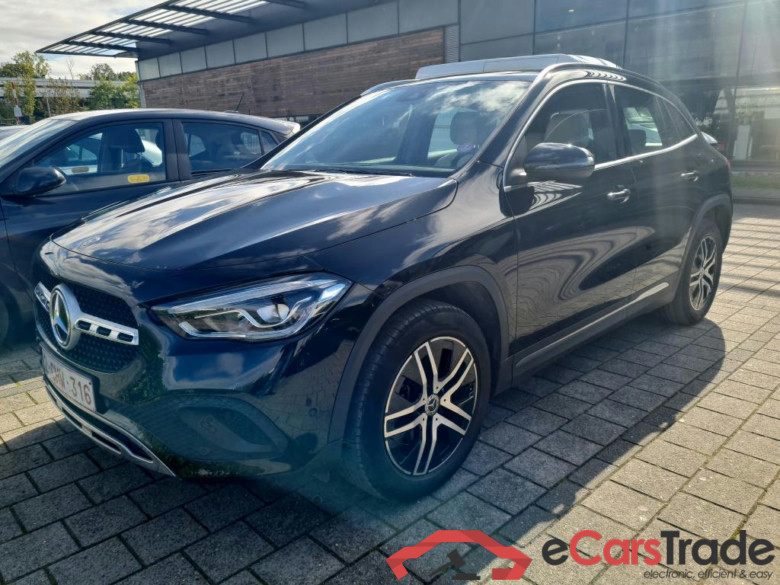 MERCEDES-BENZ GLA 1.3 GLA 250 E DCT BUSINESS SOLUTION #1