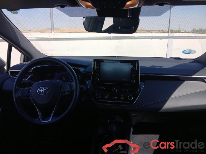 TOYOTA Corolla / 2019 / 5P / berlina con portón 1.8 125H ACTIVE TECH E-CVT #3