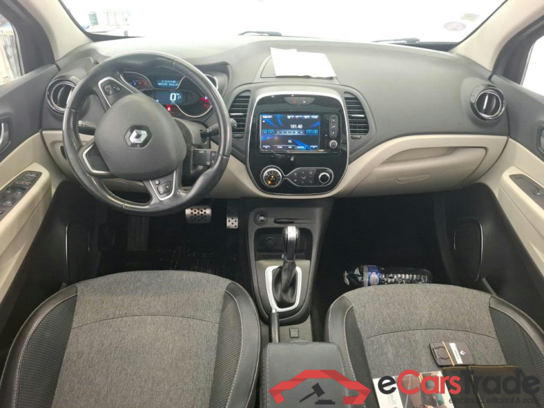 RENAULT Captur / 2017 / 5P / Crossover Intens TCe 150 EDC FAP #5