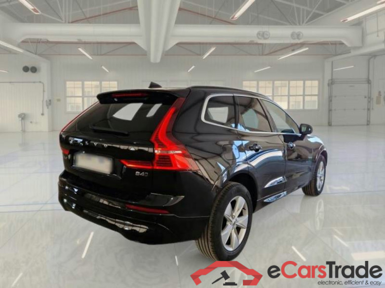 VOLVO XC60 / 2021 / 5P / SUV B4 D AWD automatico Core #2