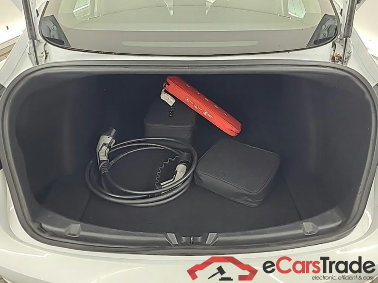 Tesla Model 3 Long Range Dual Motor AWD 4D 350kW #5