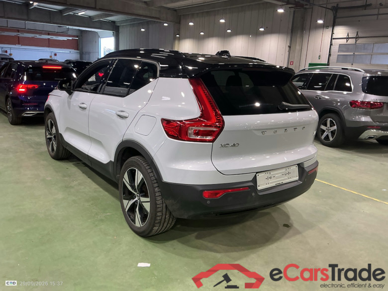 VOLVO XC40 78 kWh P8 AWD Recharge R-Design #3