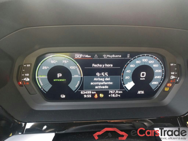 AUDI A3 / 2020 / 5P / berlina con portón Sportback Black 45 TFSI e Comp S tronic #4