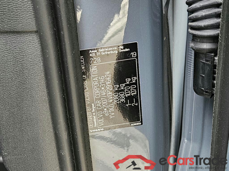 VOLVO XC40 95 kW