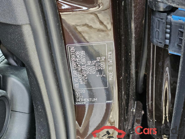VOLVO V60 186 kW