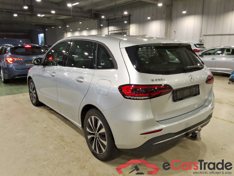 MERCEDES-BENZ B-CLASS 1.3 B 250 E BUSINESS SOLUTION DCT #2