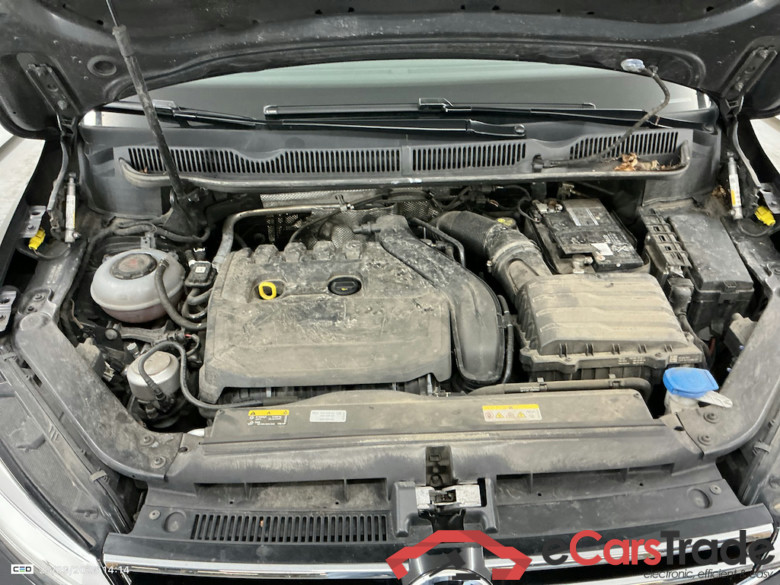 VOLKSWAGEN TOURAN 1.5 TSI HIGHLINE DSG #5