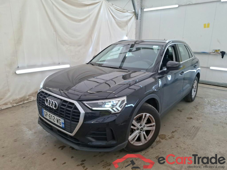AUDI Q3 / 2018 / 5P / SUV 45 TFSI E 245 S TRONIC BUSINESS LINE #1