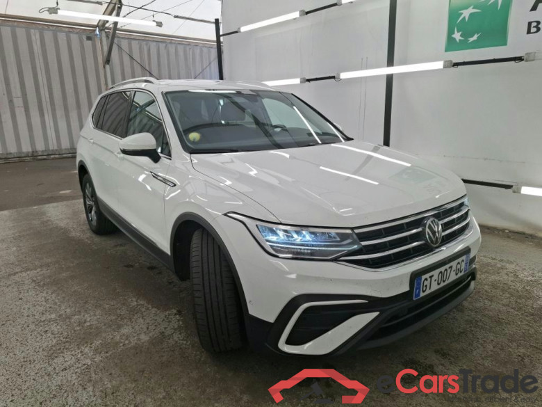 VOLKSWAGEN Tiguan Allspace / 2021 / 5P / SUV 2.0 TDI 150 DSG7 LIFE PLUS #4