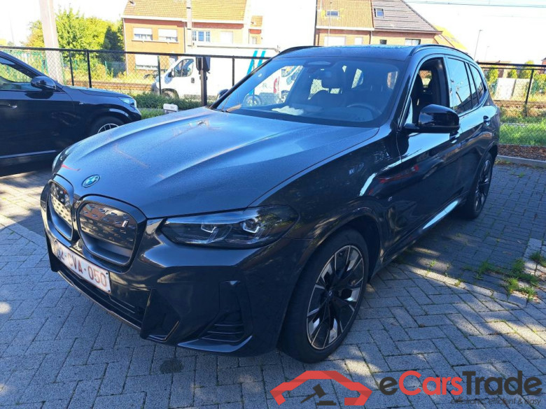 BMW IX3 80KWH AUTO