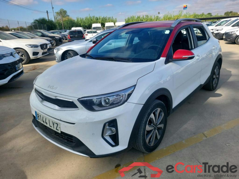 KIA Stonic / 2017 / 5P / todoterreno 1.0 T-GDi 88kW (120CV) MHEV iMT Drive