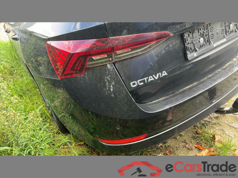 SKODA Octavia Combi PHEV SW 1.4 TSI Style DSG #3