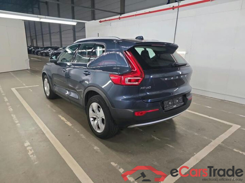 Volvo XC40 XC40 T2 Geartronic Momentum Pro 95kW/129pk  5D/P Auto-8 #3