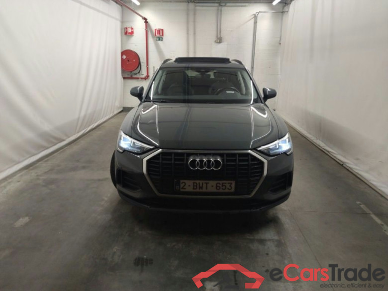 Audi Q3 35 TDI S Tronic Business Edition 5d #5