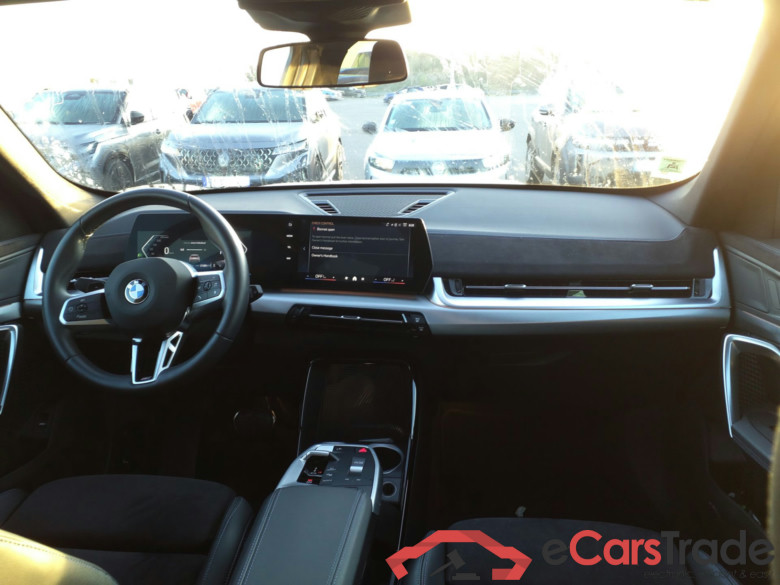 BMW X1  BMW X1  sDrive20i 170cv M Sport+ Pack evasion + repair 3 ans /200 000km #4