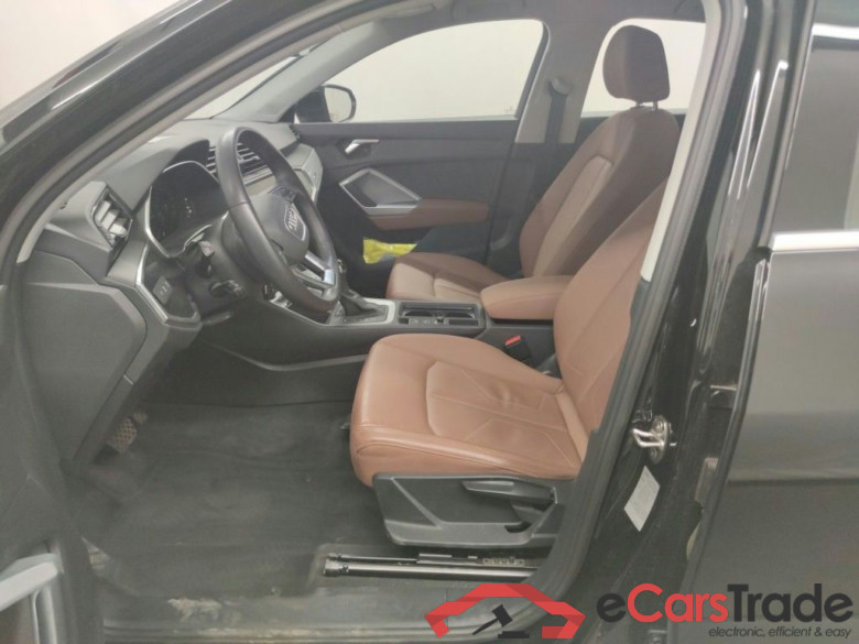 Audi Q3 Sportback 45 TFSI e S tronic 5d #3