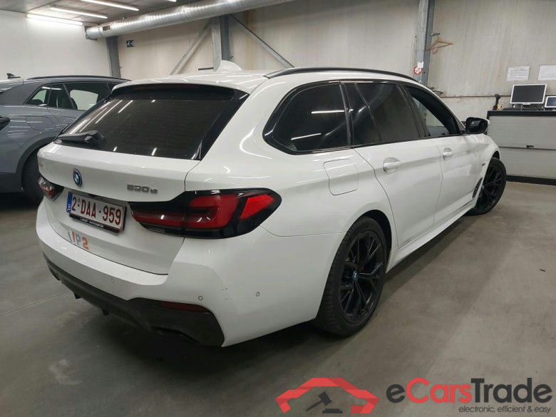 BMW - BMW 5 TOURING 530e 292PK M Sport Pro & Business With Heated Dakota Comfort Seats & Travel & Driving Assistant & Comfort Pack & Sunroof   * HYBRID * #2