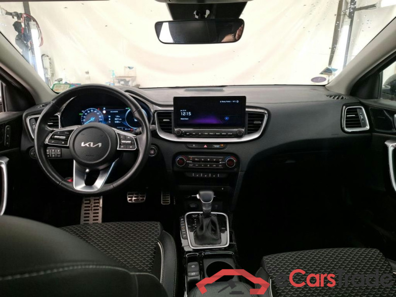 KIA XCeed / 2022 / 5P / Crossover 1.6 GDI PHEV LOUNGE DCT6 #6