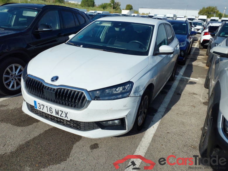 SKODA Fabia 1.0 TSI 85kW (115CV) DSG 7 vel. AutomÃ¡tico Selection(Winterpack) #1