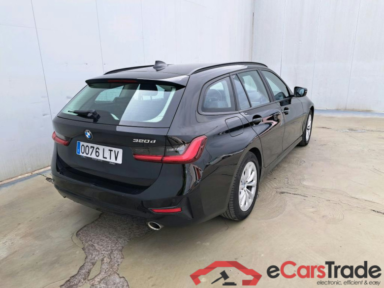 BMW Serie 3 / 2019 / 5P / familiar 320d Auto.Touring #2