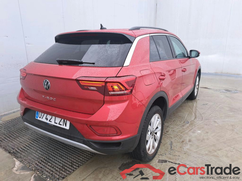 VOLKSWAGEN T-Roc / 2021 / 5P / todoterreno Life 1.5 TSI 110kW (150CV) DSG #2