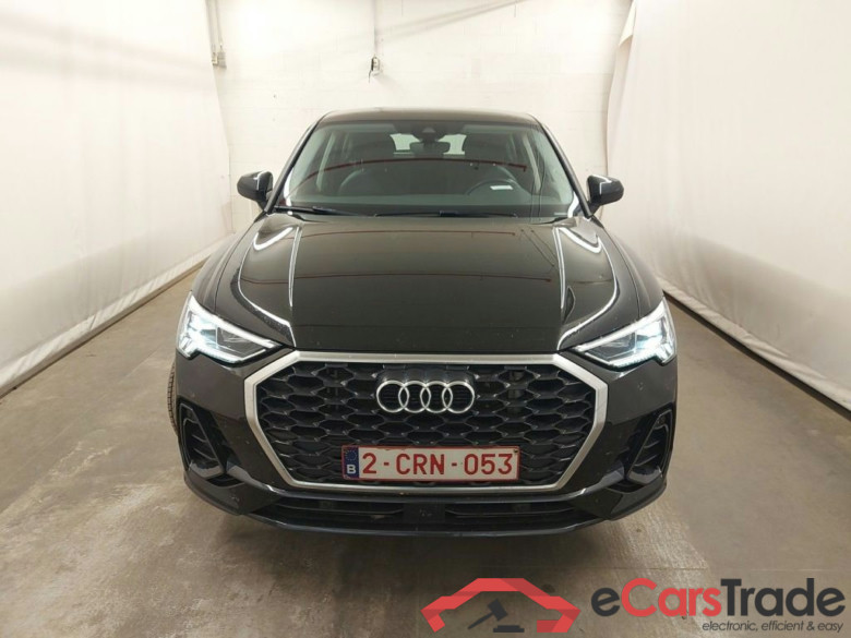 Audi Q3 Sportback 45 TFSI e S tronic 5d #5