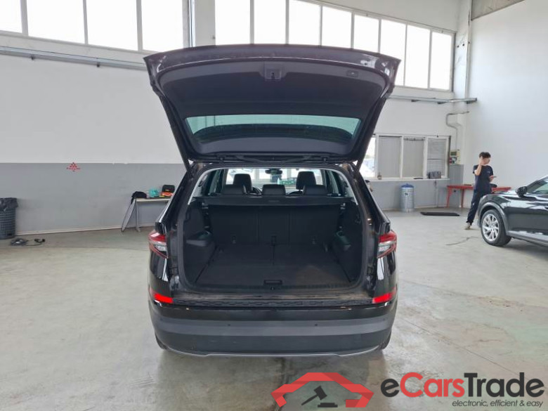 SKODA KODIAQ / 2021 / 5P / SUV 2.0 TDI 110KW STYLE DSG 7P #5