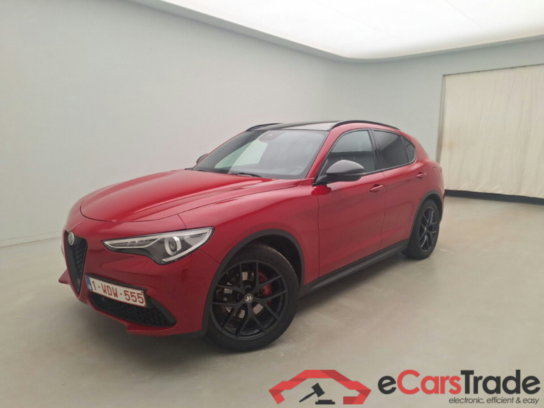 Alfa Romeo Stelvio 2.2d Aut. Pano Xenon ACC Navi Sport-Leather KeylessGo Camera Klima PDC ...