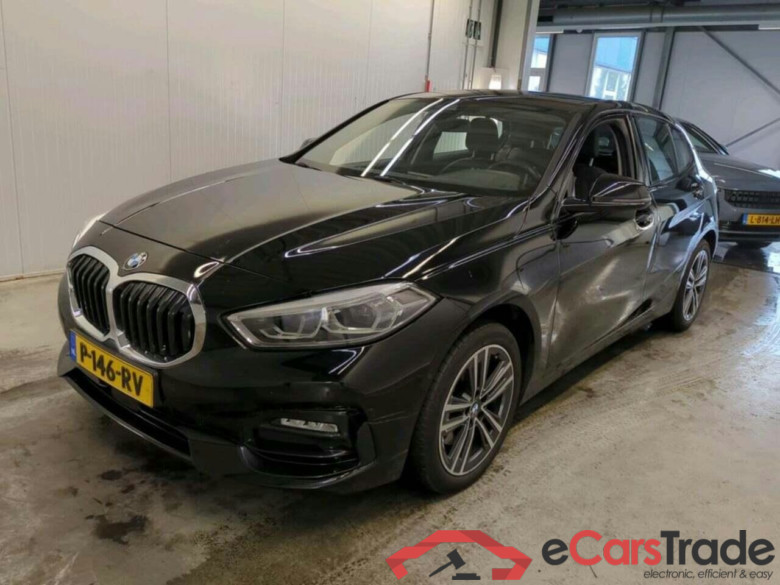BMW 1-serie 118i High Exec #1