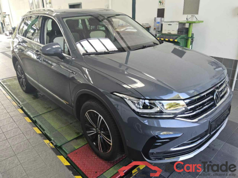 Volkswagen Tiguan (AX1)(07.2020->2024) DE - SUV5 2.0 TDI BMT/Start-Stopp EU6d, 4Motion Elegance, (Facelift) 2020 - 2023 #1