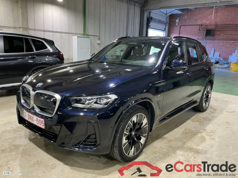 BMW IX3 80KWH AUTO