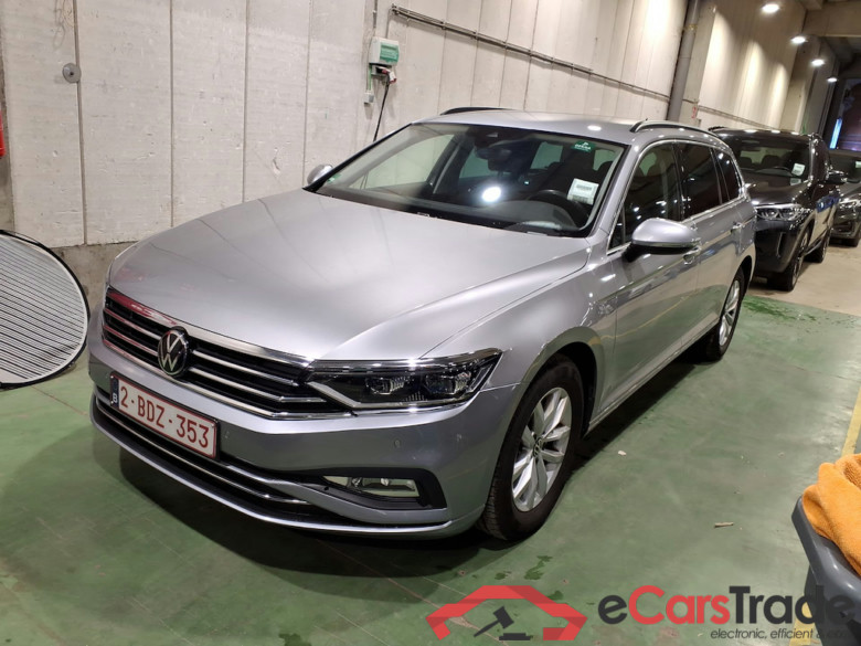 VOLKSWAGEN PASSAT VARIANT 2.0 TDI 90KW MSQ VARIANT STYLE BUSINESS
