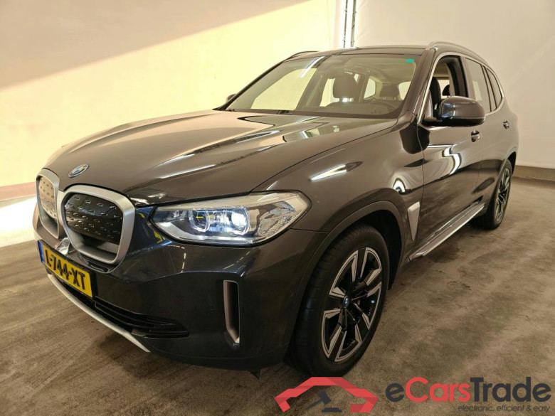 BMW ix3 iX3 Executive 5d + Pano #1