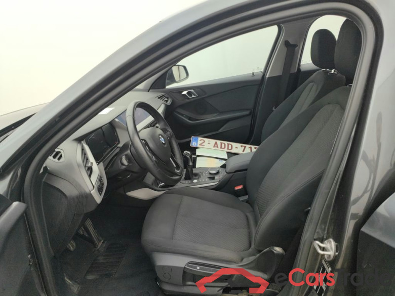 BMW 1 Reeks Hatch 118i (103 kW) 5d #3