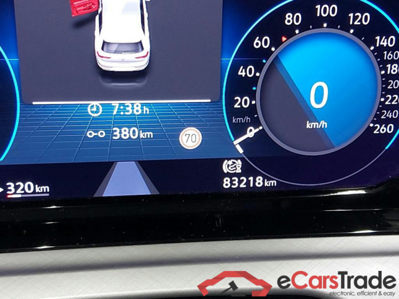 VOLKSWAGEN - VW  GOLF TDI 115PK Life Pack Light & Sight & Winter & Nav Discover Media #5