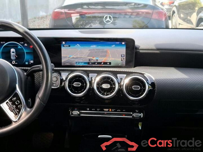 Mercedes A 180d Aut. LED Widescreen Navi 1/2 Sport-Leather KeylessGo Camera Klima PDC ... #6