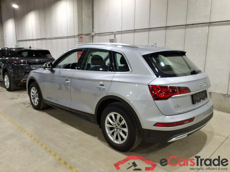 AUDI Q5 2.0 35 TDI S TRONIC BUS. ED. ATTRACTION #2